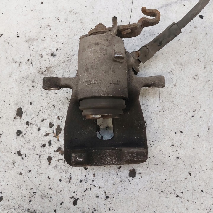 фото №6, Skoda superb ii 2 2,0tdi супорт гальмівний правий зад aluminiowy