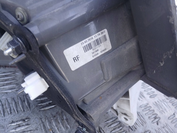 фото №8, Toyota corolla e16 e18 рестайлинг фара правая задняя правое зад 8155002a80 2016-19