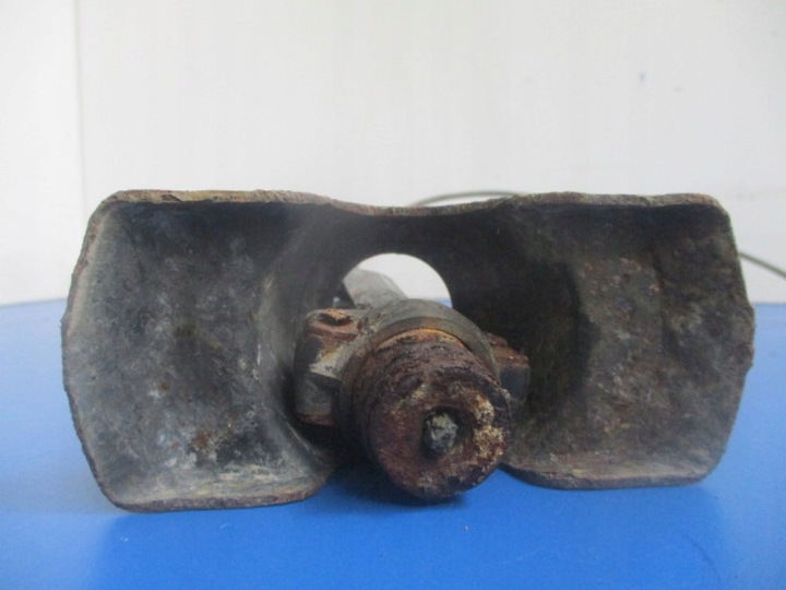 фото №3, Cadillac srx i 04-09r лебідка кріплення колеса запасного 25764379