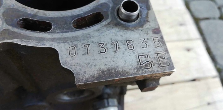 фото №7, Toyota paseo ii 1.5 стійка блок  двигуна 0737535 5e