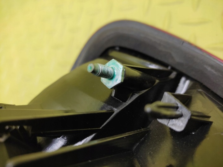 фото №10, Seat leon i фара права зад w кришка багажника багажника 1m6945092b