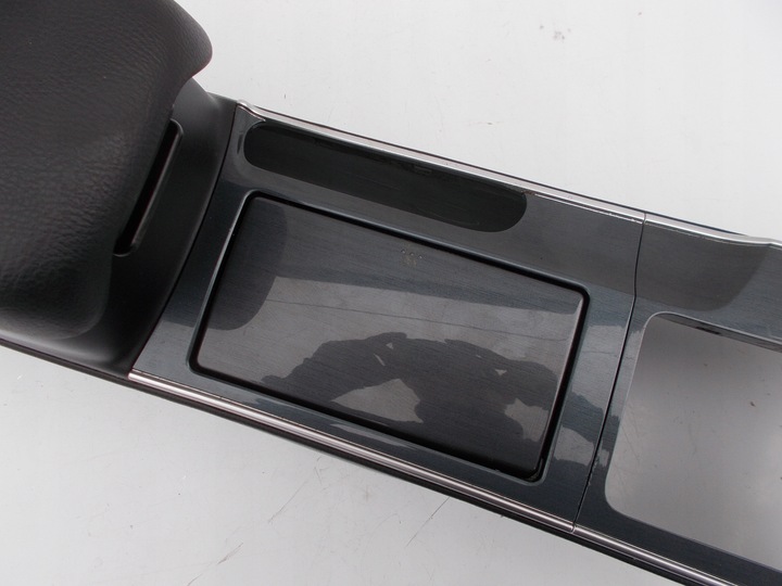 фото №5, Підлокітник кришка кріплення mazda 6 рестайлінг gg gy