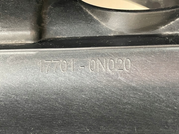 фото №7, Toyota oem номер 17701-0n020