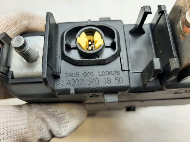 фото №8, Mercedes w204 клема піротехнічна a2075401850