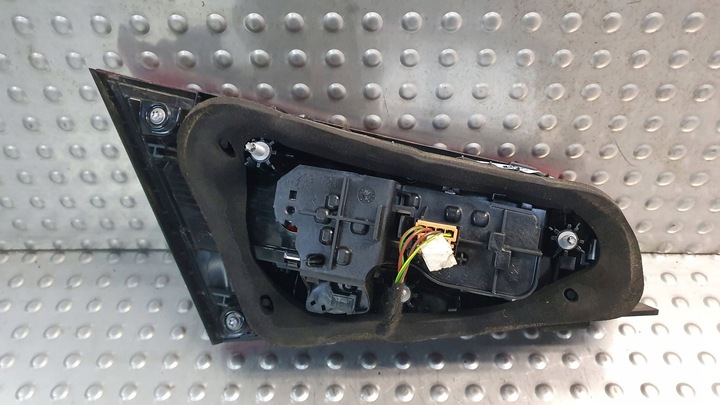 фото №7, Лампа зад права w кришка багажника audi a3 8v рестайлінг sportback 8v4945076 16-