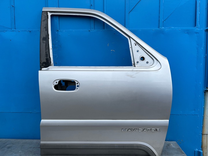 фото №1, Lincoln navigator ii 03- двері правий перед праві