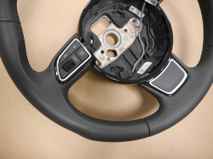 фото №13, Лампа зад wew правая h6w 5d