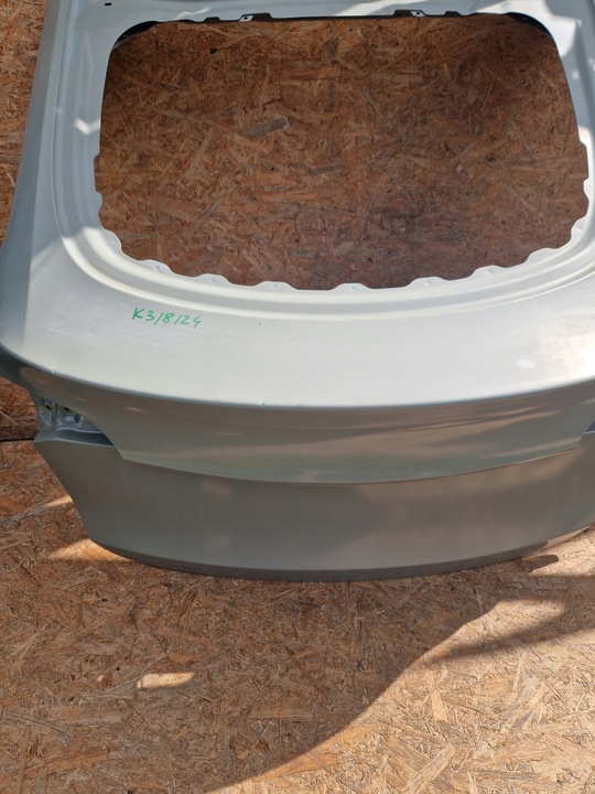 фото №12, Tesla модель y 20- кришка багажника зад задня