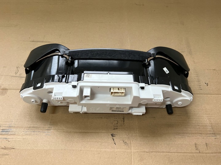 фото №9, Peugeot 308 t9 рестайлинг 1.5 hdi спидометр приборы оригинал европа