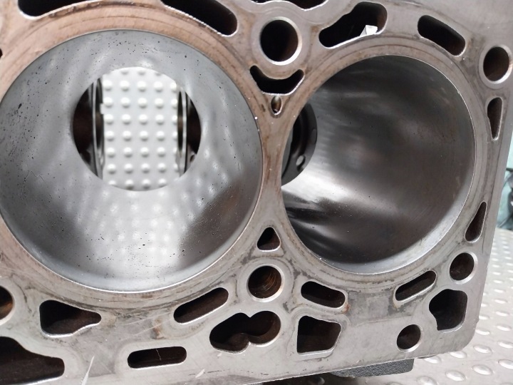 фото №8, Блок  двигуна номінал 03n023c crb audi a4 b9 8w a5 8w q5 8r a6 c7 2.0 tdi