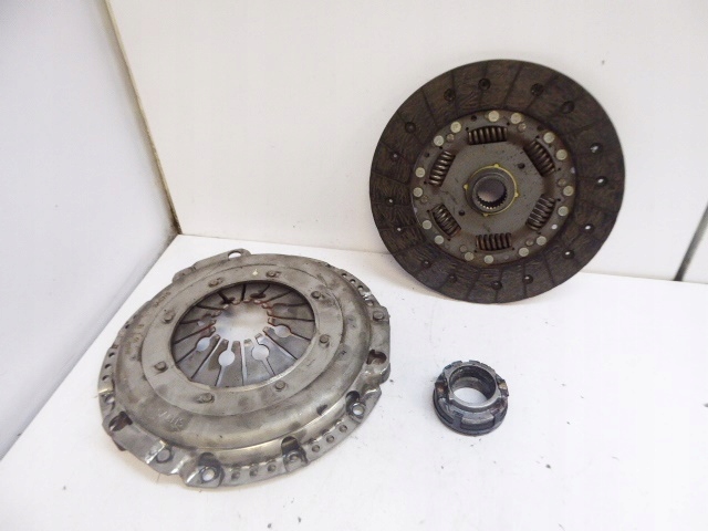 фото №1, C клас w202 93-01 зчеплення притиск диск підшипник 2.2 cdi