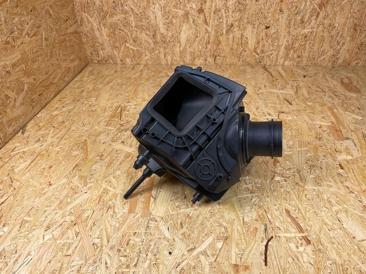 фото №5, Корпус фильтра воздуха audi a4 b9 a5 8w 3.0tdi 8w0133835t 2015-