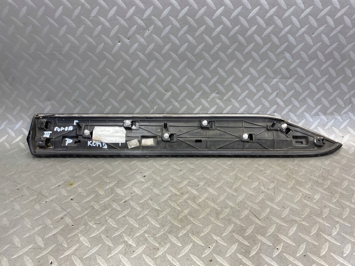 фото №6, Молдинг дверь зад задняя правая 3v0853596a superb iii универсал спортлайн lf9r