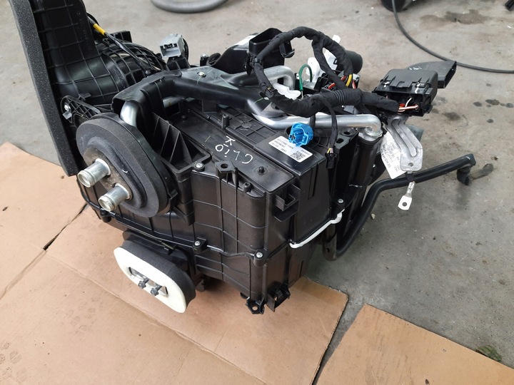 фото №11, Clio v отопитель комплектная