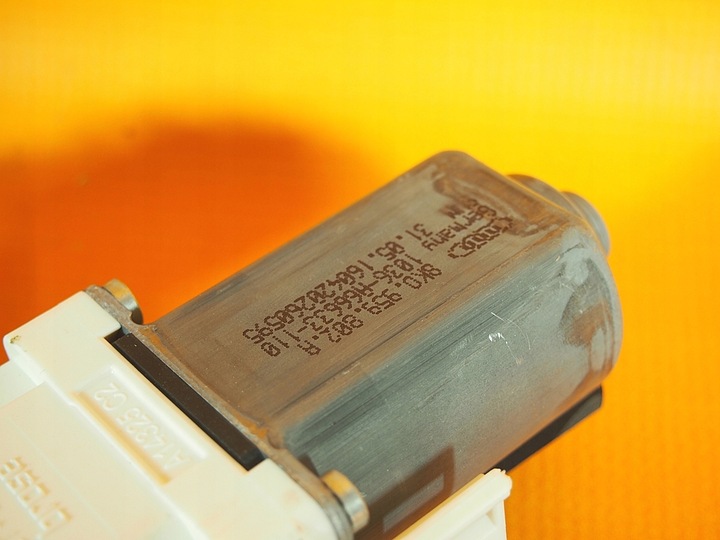 фото №9, Audi a5 8t подъемник стекла зад левый 8t8839461c / 8k0959802a