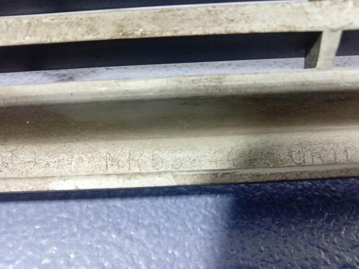 фото №7, Mitsubishi space wagon iii 98- решётка радиатор решётка радиатора mr533444