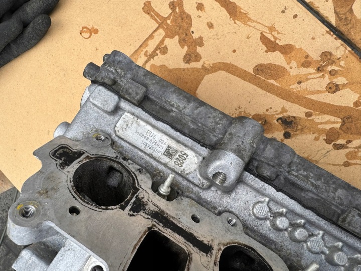 фото №4, Головка комплектна vw audi 3.0 tdi oem номер 1059354bf