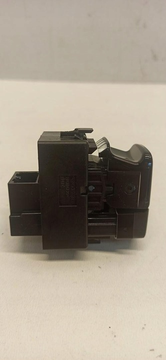 фото №3, Volvo xc40 кнопка тормоза ручного 31456219