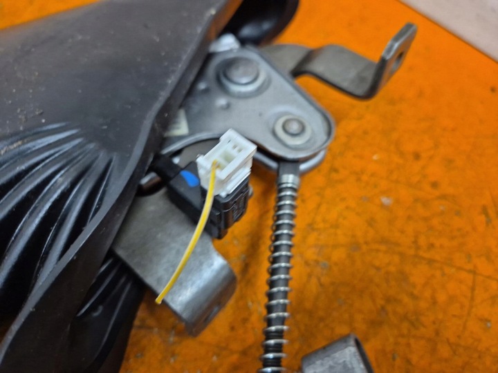 фото №5, Fiat linea 06-12 домкрат рычаг тормоза ручного 735443607oe