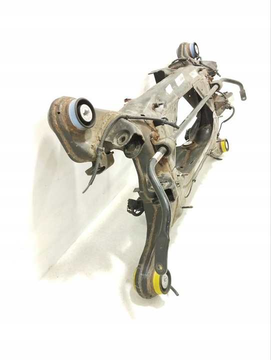 фото №4, Підсилювач поперечні maserati levante 2017 з задній 06701014340