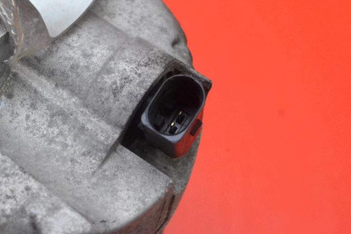 фото №6, Компрессор насос кондиционера 1k0820803n seat leon 2 ii 1.6 8v 102 km 05-09