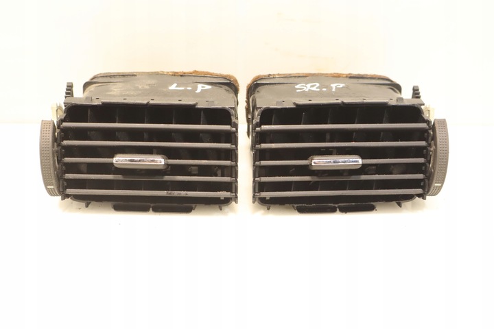 фото №1, Решітка повітропровід середня toyota avensis ii t25