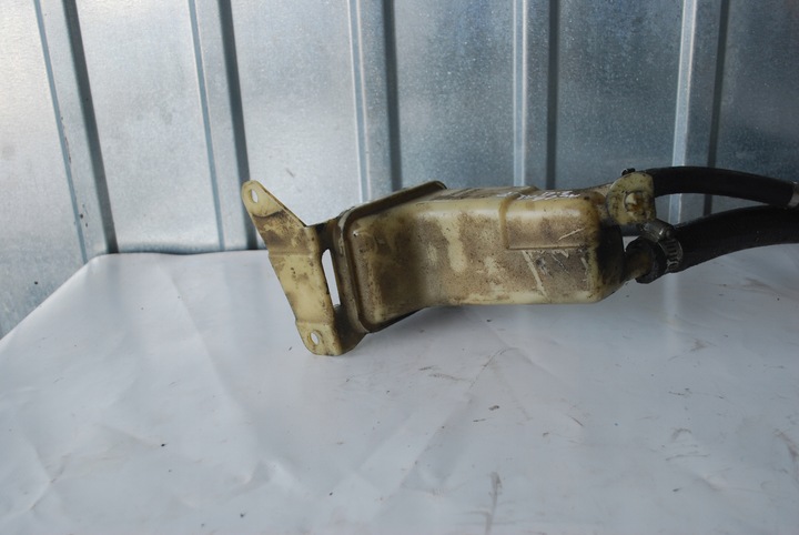 фото №5, Бачок рідини підсилювача a6 c5 2.4 8d0422373c