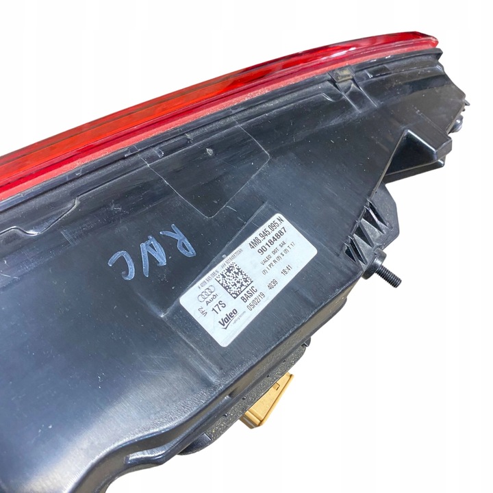 фото №14, Audi q8 2019 лампы задней крышки багажника