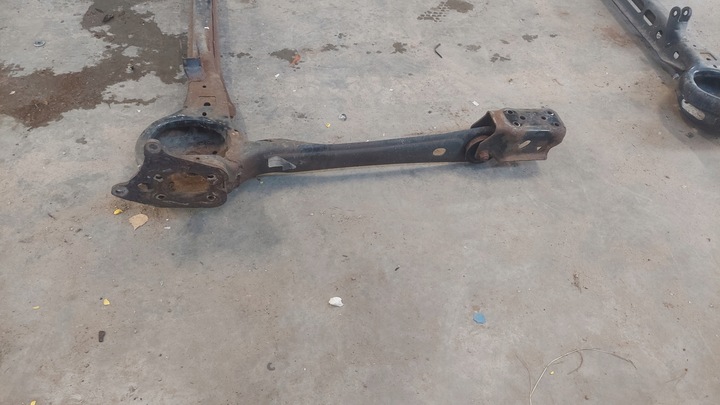 фото №8, Voyager town caravan 08-20r балка підвішування зад