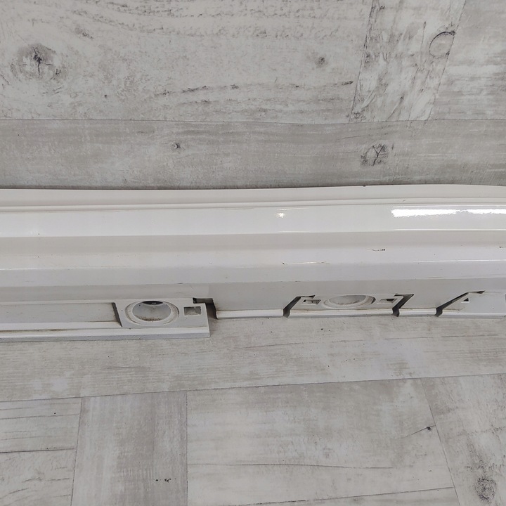 фото №10, Toyota corolla e21 универсал планка пороговая накладка левая 75860-02220