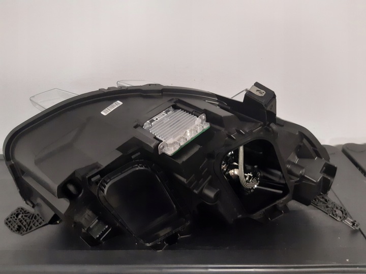 фото №7, Opel zafira d ксенон левый 98328376880-00