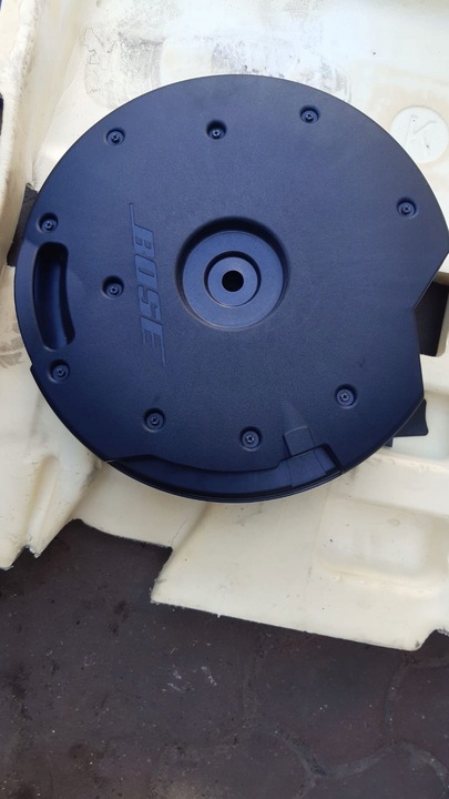 фото №1, Труба усилитель bose megane iv 4