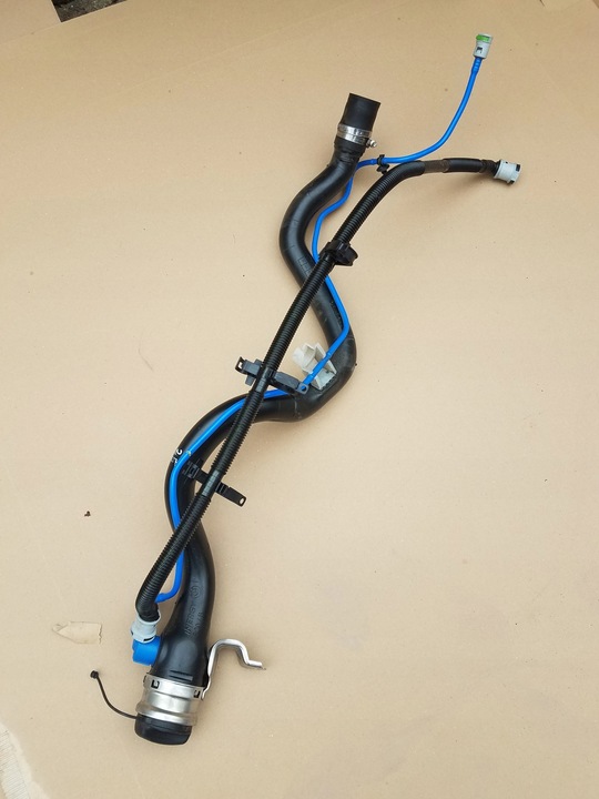 фото №1, Bmw f20 m140i 3.0b rura-wlew пального 7244022