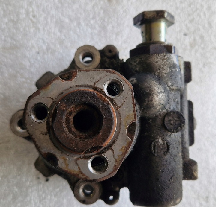 фото №1, Насос усилителя 1.8 t audi a3 s3 bam 8n0145154a