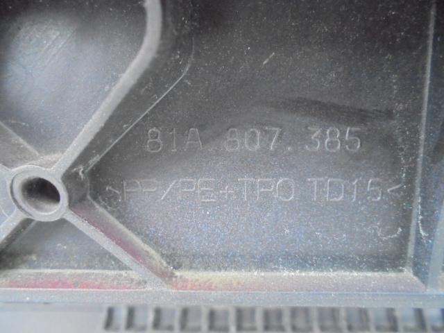 фото №8, Audi q2 81a 2016-2019 бампер зад задний 4 pdc