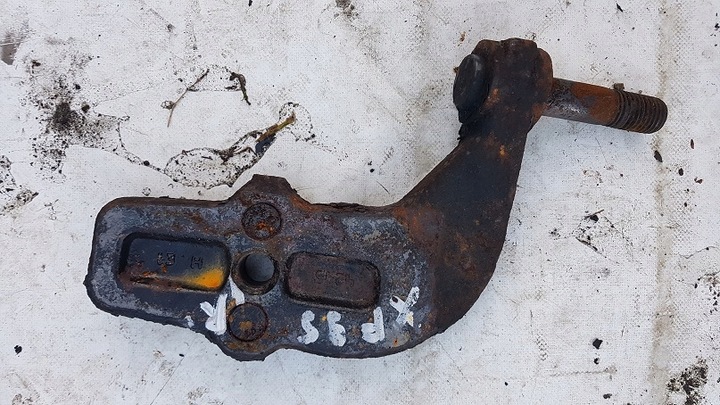 фото №1, Кронштейн основание крепление амортизатора нижняя правые daf 95 xf евро 2