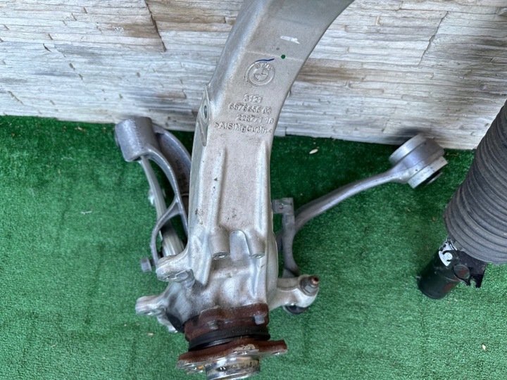 фото №6, Поворотна опора ричаги амортизатор bmw x5 g05 x6 g06 6869032 6876656