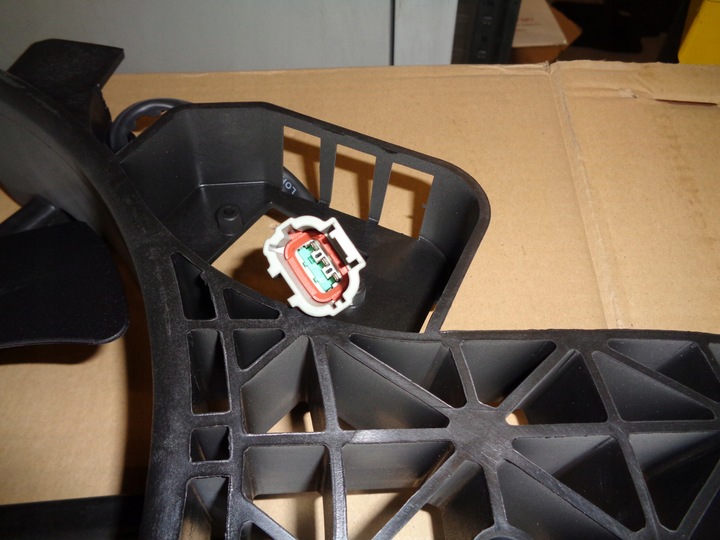 фото №5, Вентилятор радиатор кондиционера 92120eb400