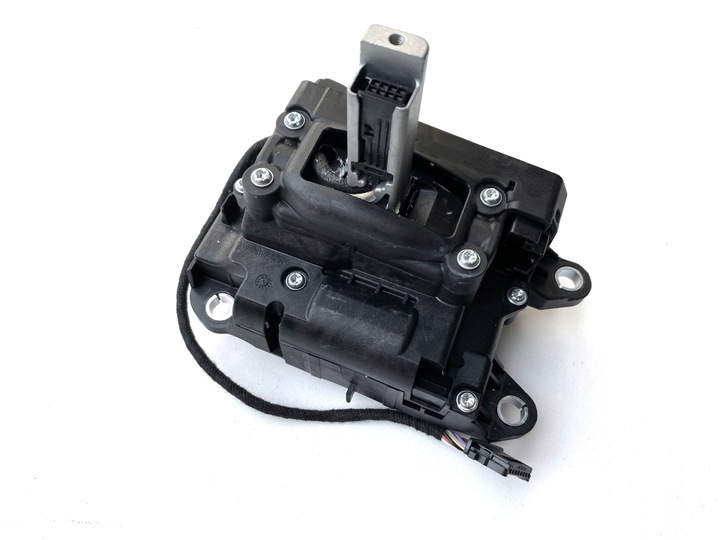фото №1, Выборщик коробки передач 4m1713041d audi q7 4m