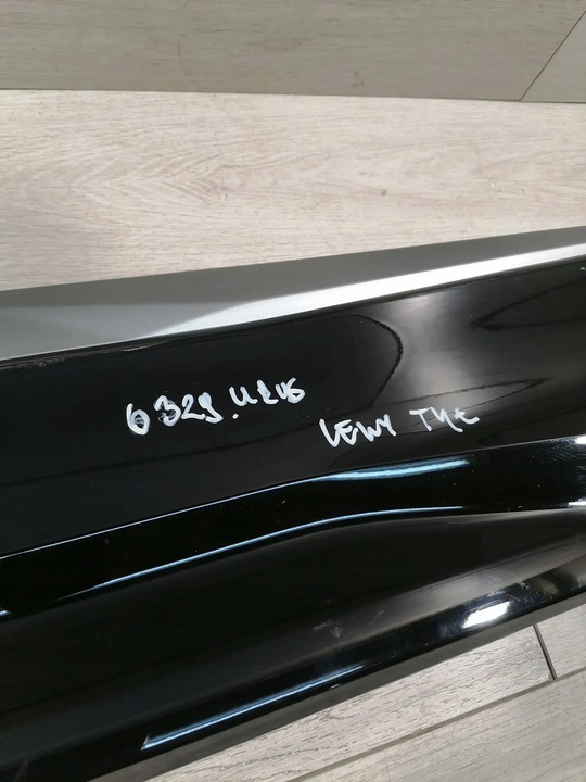 фото №10, Urus планка дверь левый зад 4ml853969