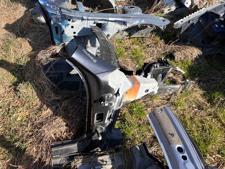 фото №1, Porsche panamera 970 чверть перед права фартух