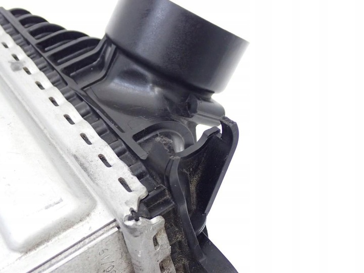 фото №9, Радіаторів інтеркулер a6540104804 mercedes c-klasa w205 c220 2.0 cdi 19r