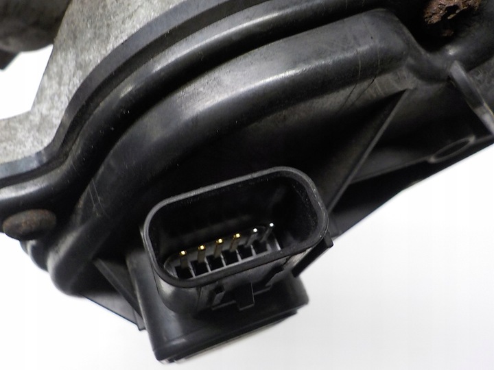 фото №10, Ford focus ii 2.0 16v дроссельная заслонка 4m5g-fa