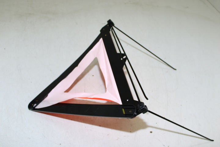 фото №4, Треугольник предупредительный 6770096 bmw e81 e87 e90 рестайлинг