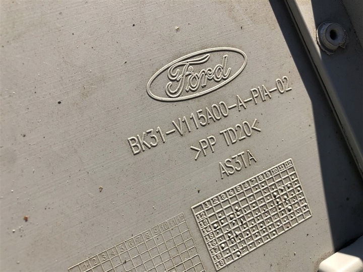 фото №11, 2x потолок защитные накладки полки лампочки transit mk8 рестайлинг