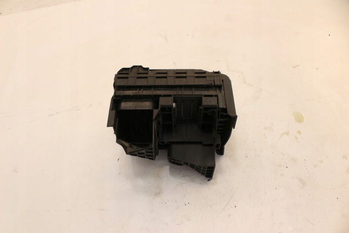 фото №6, Корпус предохранителей vw touran ii 2013r. 2.0 tdi