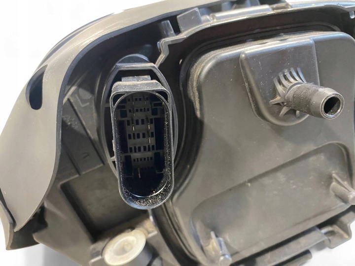 фото №13, Porsche macan 95b 2021 лампа передня 95b941009