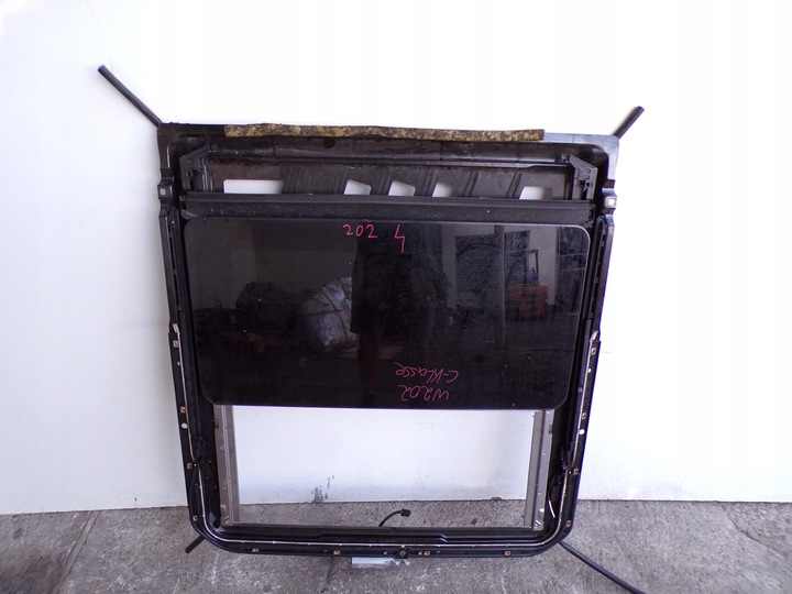 фото №1, Люк электрический mercedes w202 c класс 2027800100