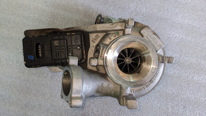 фото №10, M оригінал турбіна vw audi a8 sq7 10 000 km jak нова 057145654q 057145654n