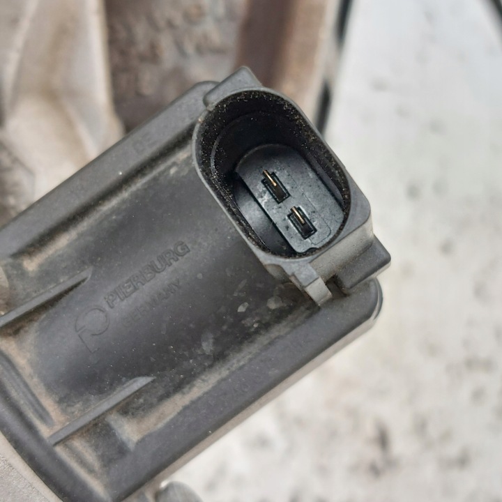 фото №16, Volkswagen passat b7 1,8tfsi турбіна garrett 06k145721b комплектна
